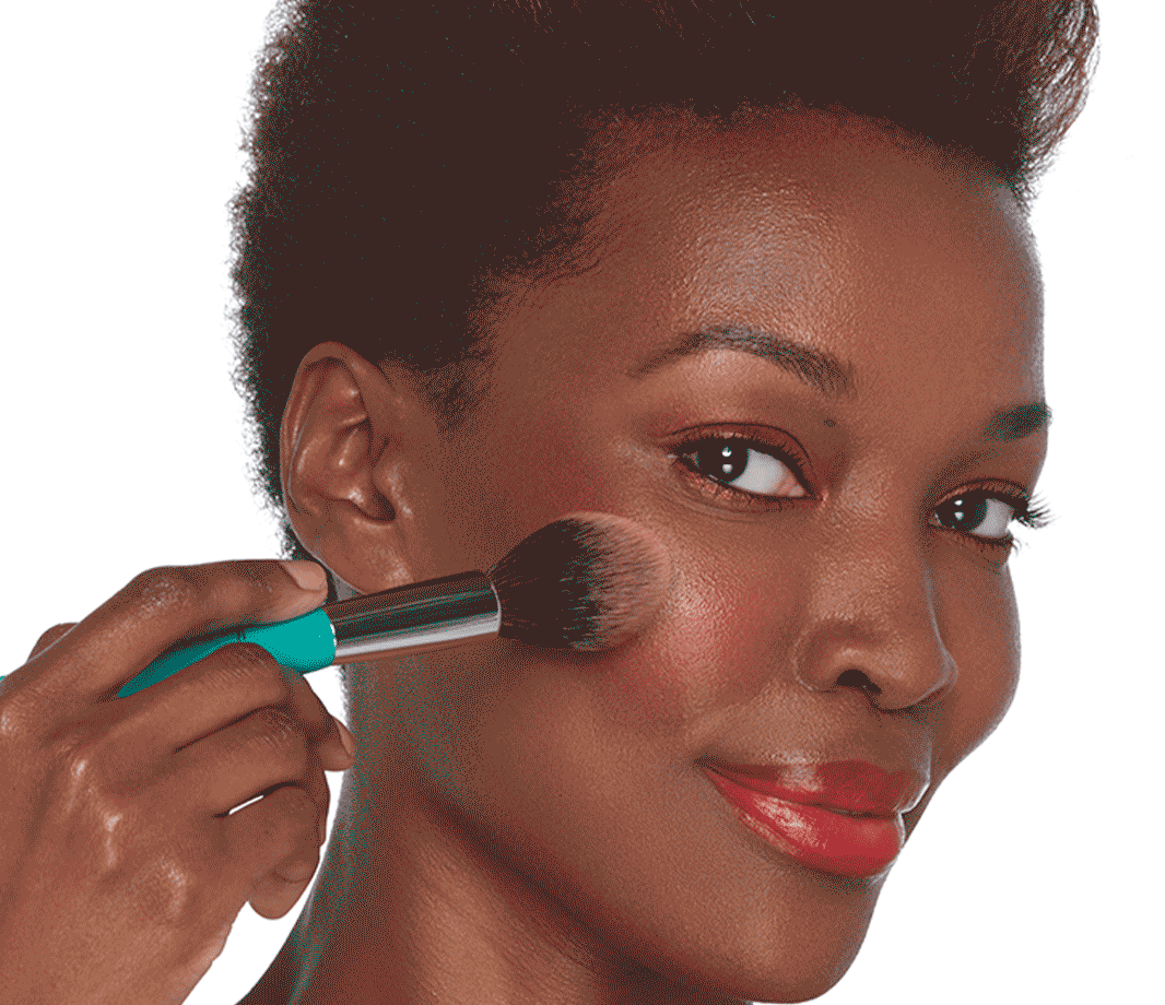 Application of blush powder with blush brush