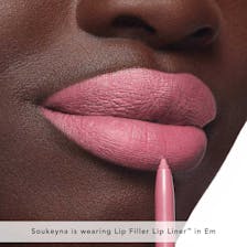 Em (Pink Blush) / Jesse (Pale Rose Ginger)